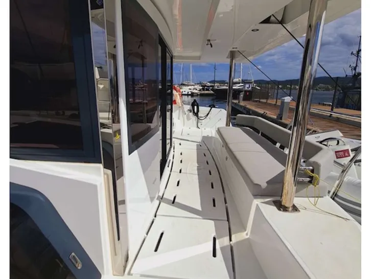 LOBA DO MAR Bali 4.6 - aft seating LOBA DO MAR Bali 4.6 - aft seating