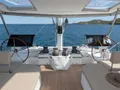 BLUESATION Fountaine Pajot Alegria 67 - flybridge helm BLUESATION Fountaine Pajot Alegria 67 - flybridge helm
