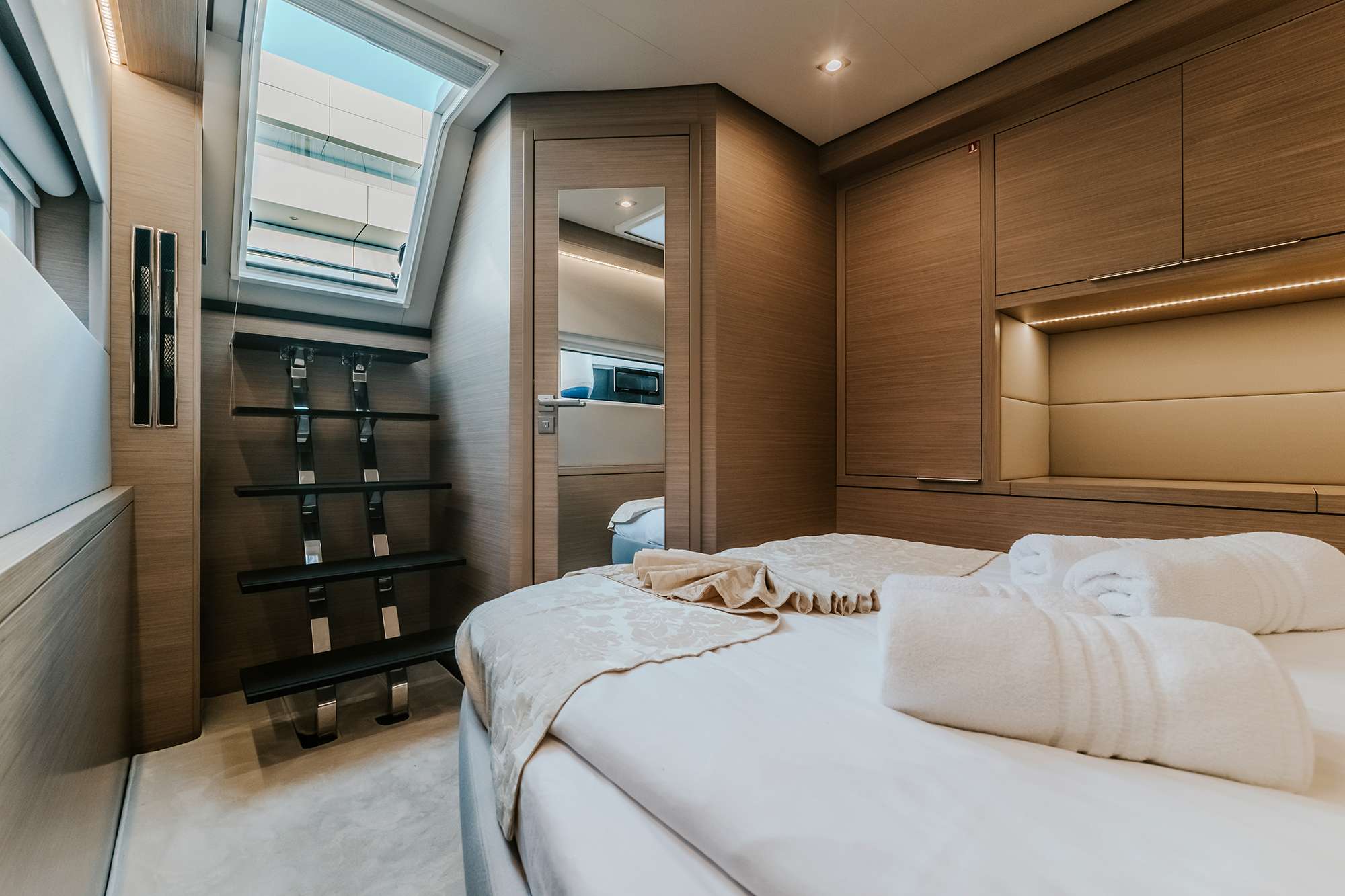 Charter Yacht TRIWING OSSUS - Lagoon 55 - 5 Cabins - Split - Dubrovnik - Hvar - Croatia