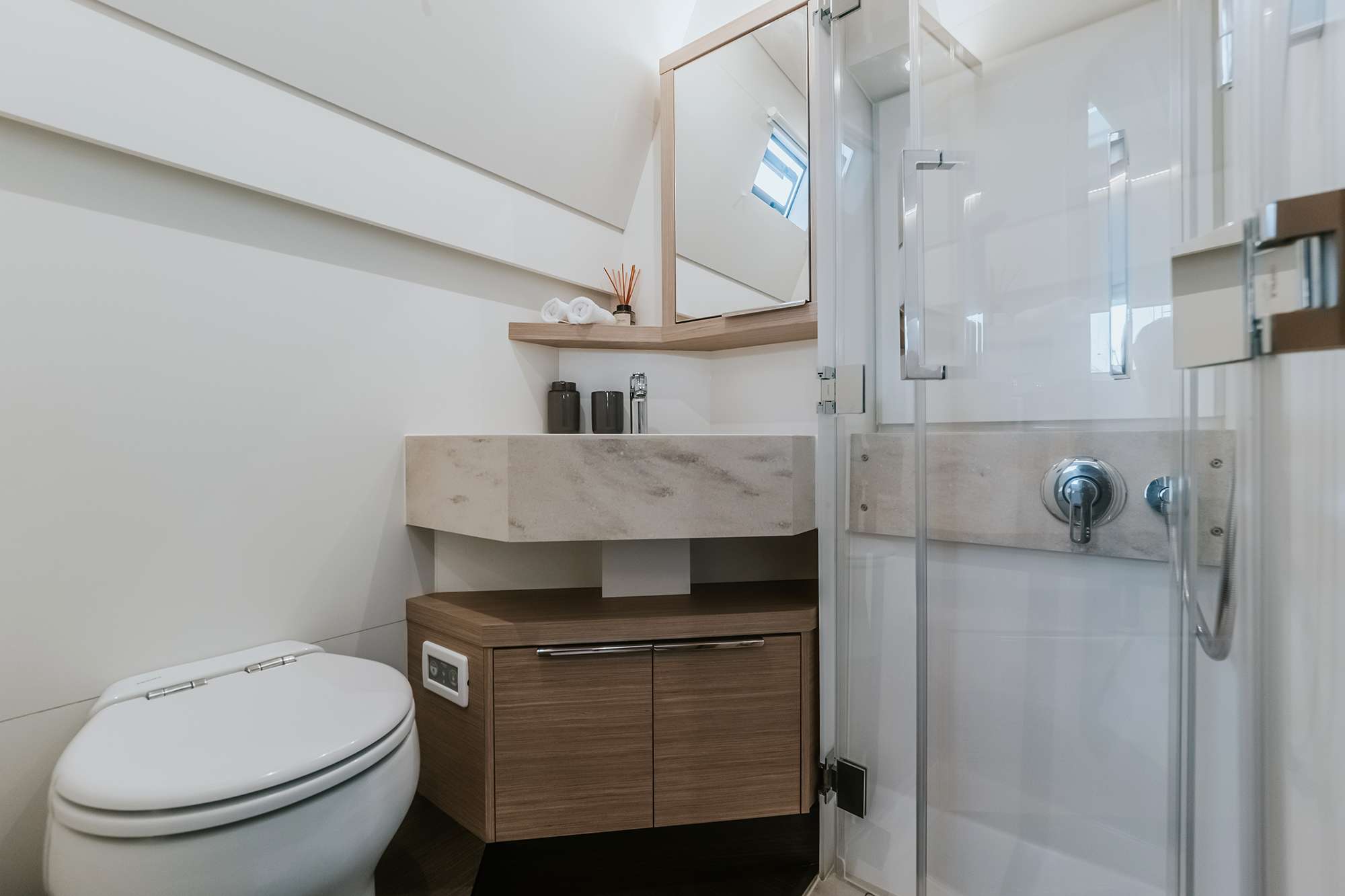 Charter Yacht TRIWING OSSUS - Lagoon 55 - 5 Cabins - Split - Dubrovnik - Hvar - Croatia