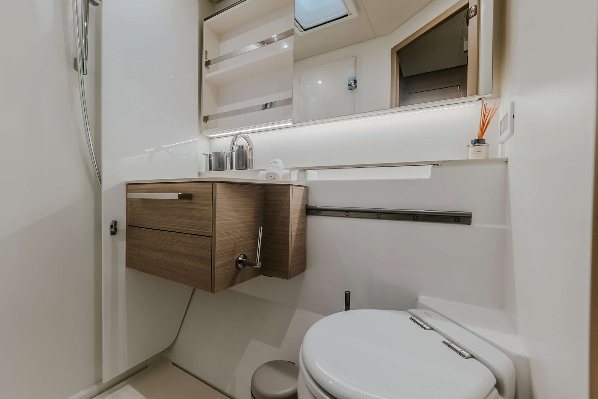 Charter Yacht TRIWING OSSUS - Lagoon 55 - 5 Cabins - Split - Dubrovnik - Hvar - Croatia