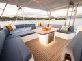 DISFRUTONA Bali 5.2 - flybridge lounge DISFRUTONA Bali 5.2 - flybridge lounge