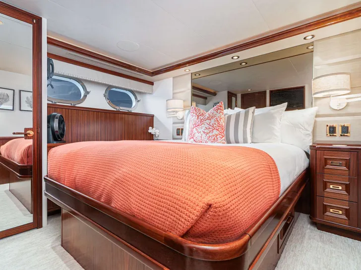 BETH ANN Westport 112 - VIP cabin 2 BETH ANN Westport 112 - VIP cabin 2