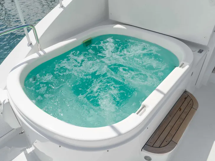 BETH ANN Westport 112 - sundeck jacuzzi BETH ANN Westport 112 - sundeck jacuzzi