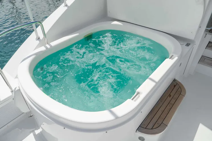 Charter Yacht BETH ANN - Westport 112 - 4 Cabins - Nassau - Exumas - Bahamas