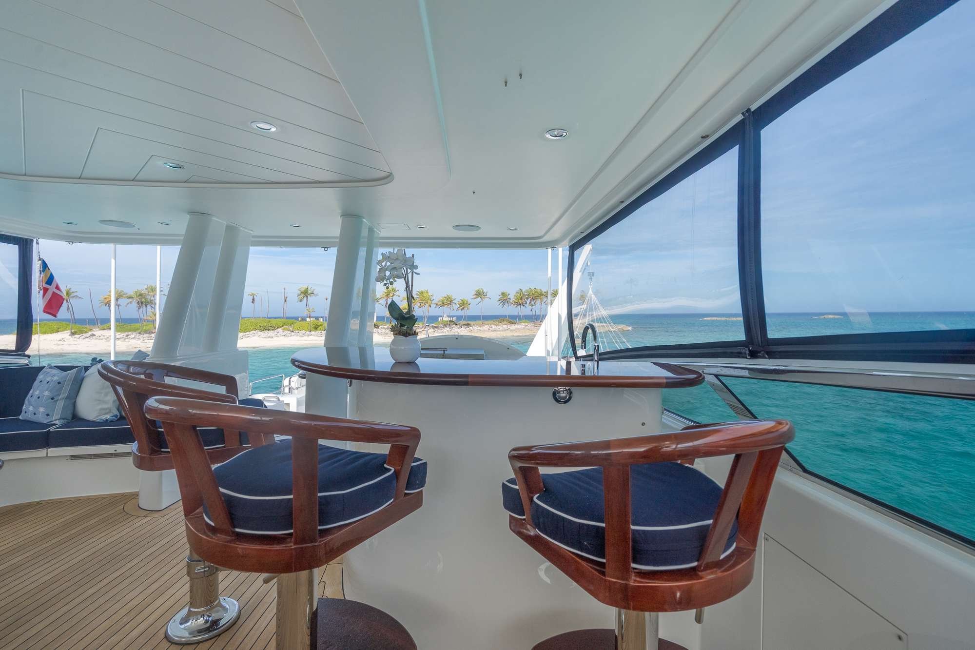 Charter Yacht BETH ANN - Westport 112 - 4 Cabins - Nassau - Exumas - Bahamas