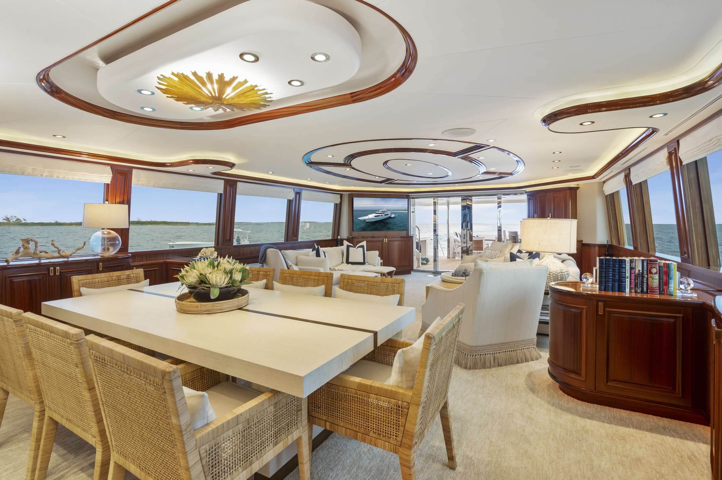 Charter Yacht BETH ANN - Westport 112 - 4 Cabins - Nassau - Exumas - Bahamas