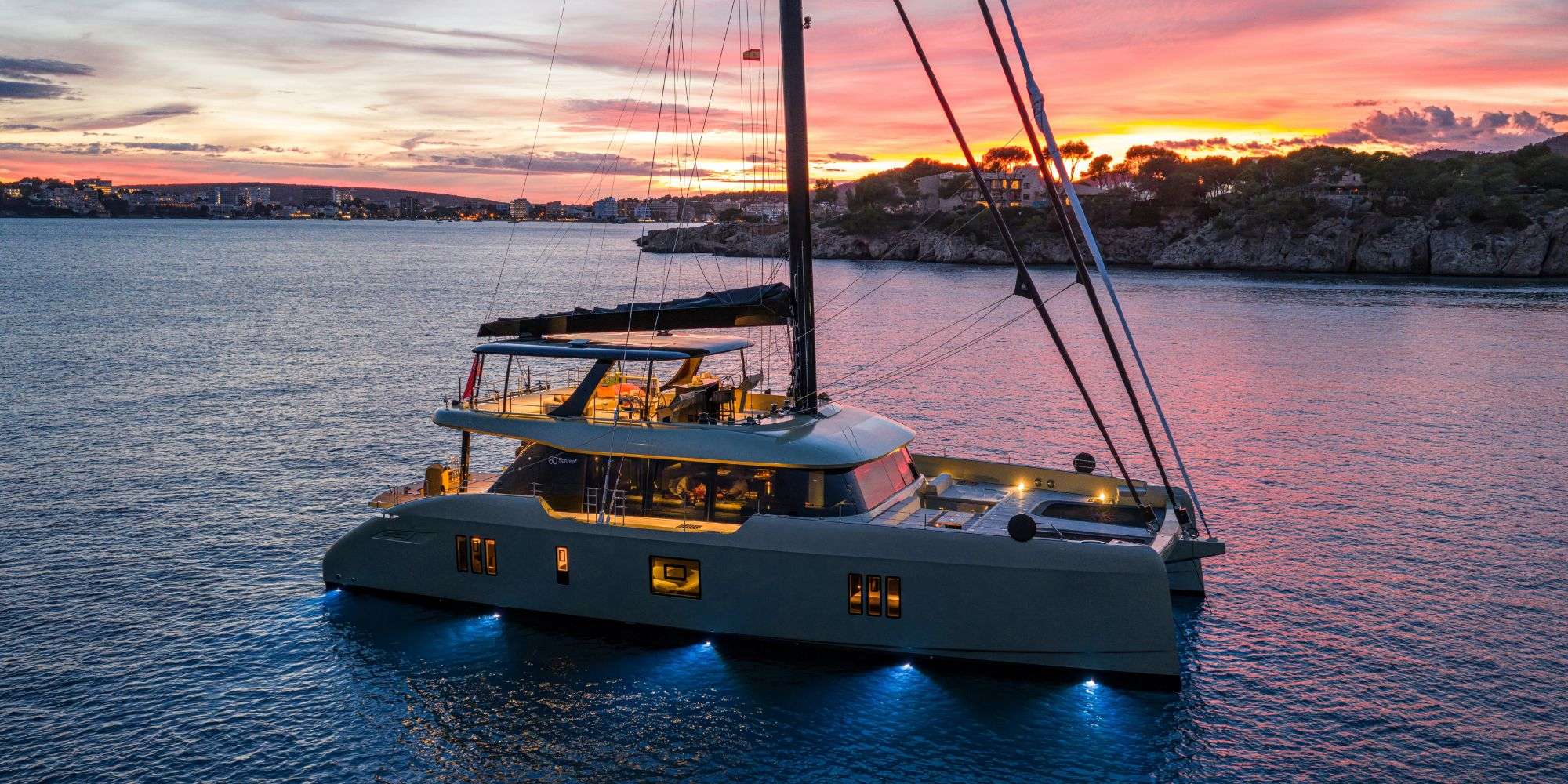 A-PLAN Sunreef 80 - under the sunset