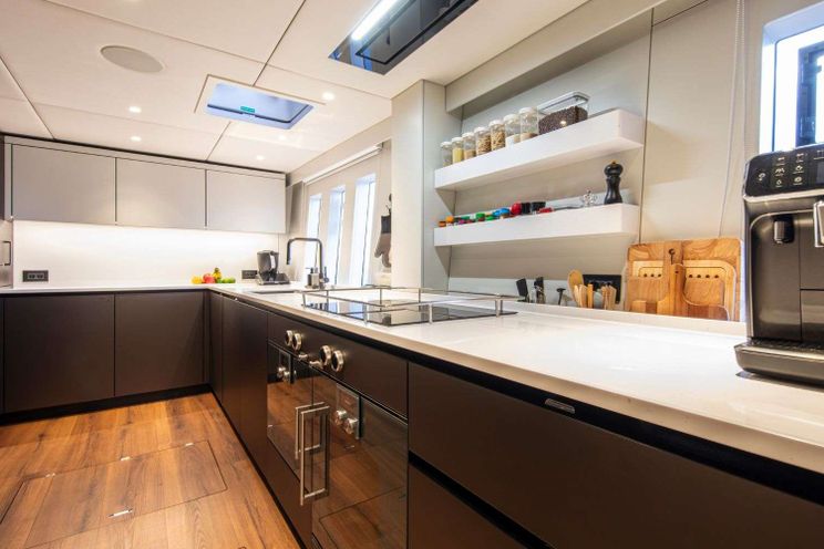 Charter Yacht A PLAN - Sunreef 80 - 4 Cabins - St Martin - St Barths - Leewards - Caribbean