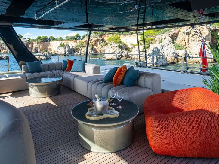 A-PLAN Sunreef 80 - flybridge A-PLAN Sunreef 80 - flybridge