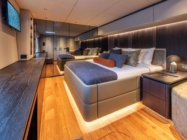 A-PLAN Sunreef 80 - master cabin A-PLAN Sunreef 80 - master cabin