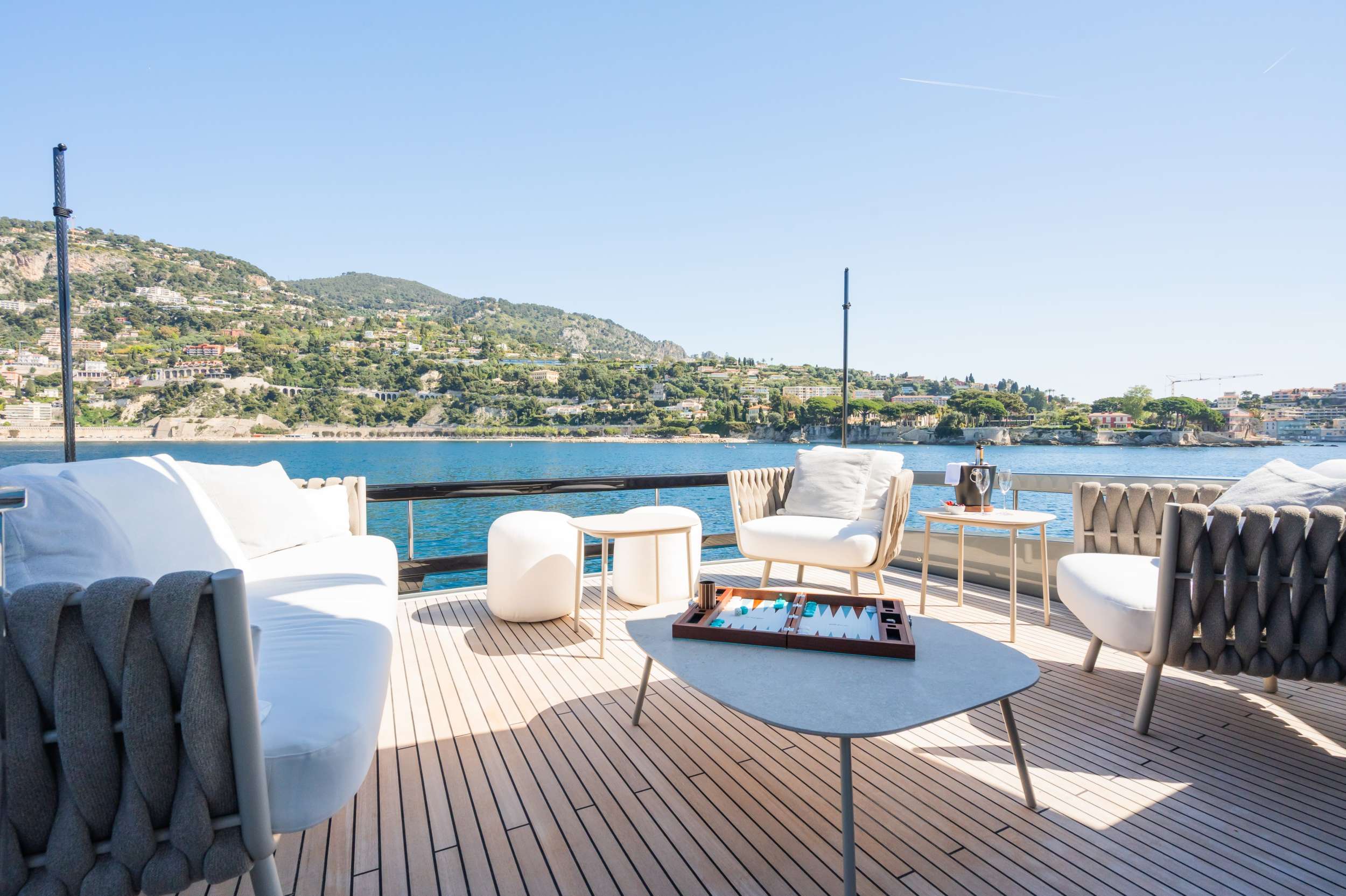 L'AS BLEU Riva Diva 82 - sundeck aft lounge