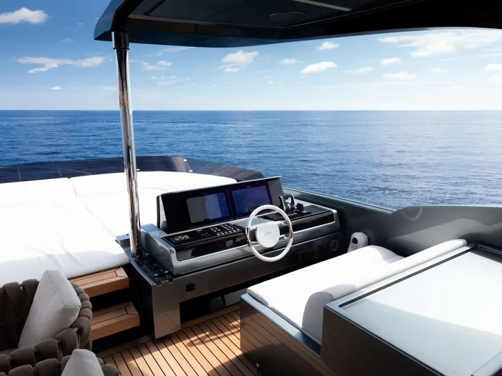 L'AS BLEU Riva Diva 82 - helm L'AS BLEU Riva Diva 82 - helm