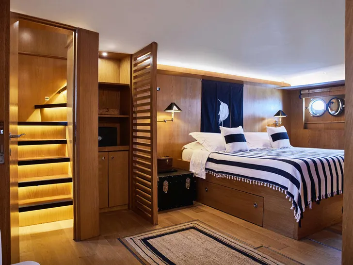 SOUNION II Benetti 103 - master cabin SOUNION II Benetti 103 - master cabin