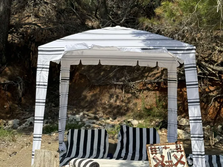 SOUNION II Benetti 103 - beach set up SOUNION II Benetti 103 - beach set up