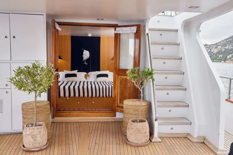 Charter Yacht SOUNION II - Benetti 103 - 4 Cabins - Athens - Mykonos - Paros - Cyclades - Greece