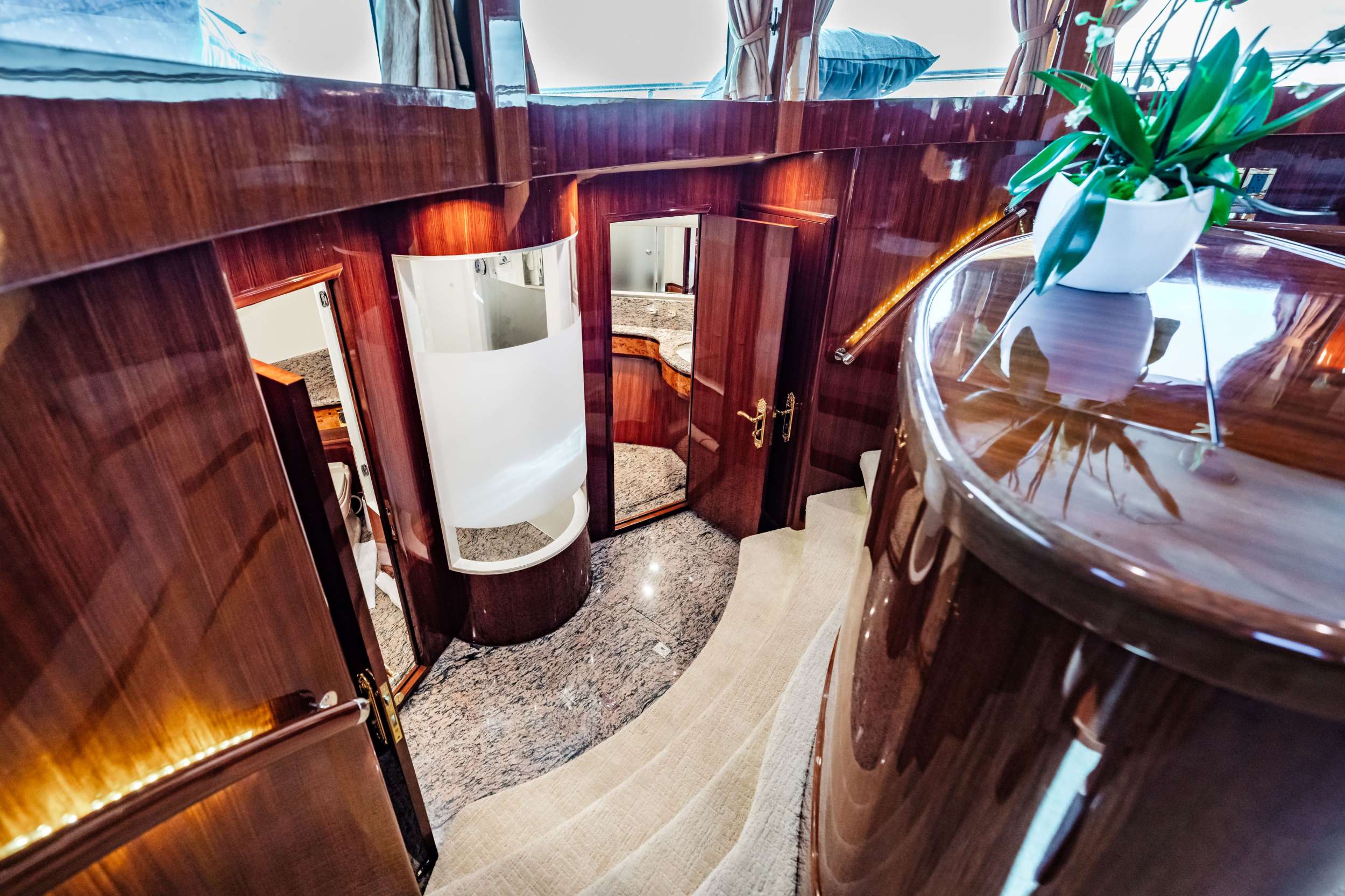 Charter Yacht SOUTHERN BELLE - Johnson 87 - 4 Cabins - St Thomas - St John - St Croix - USVI - Caribbean