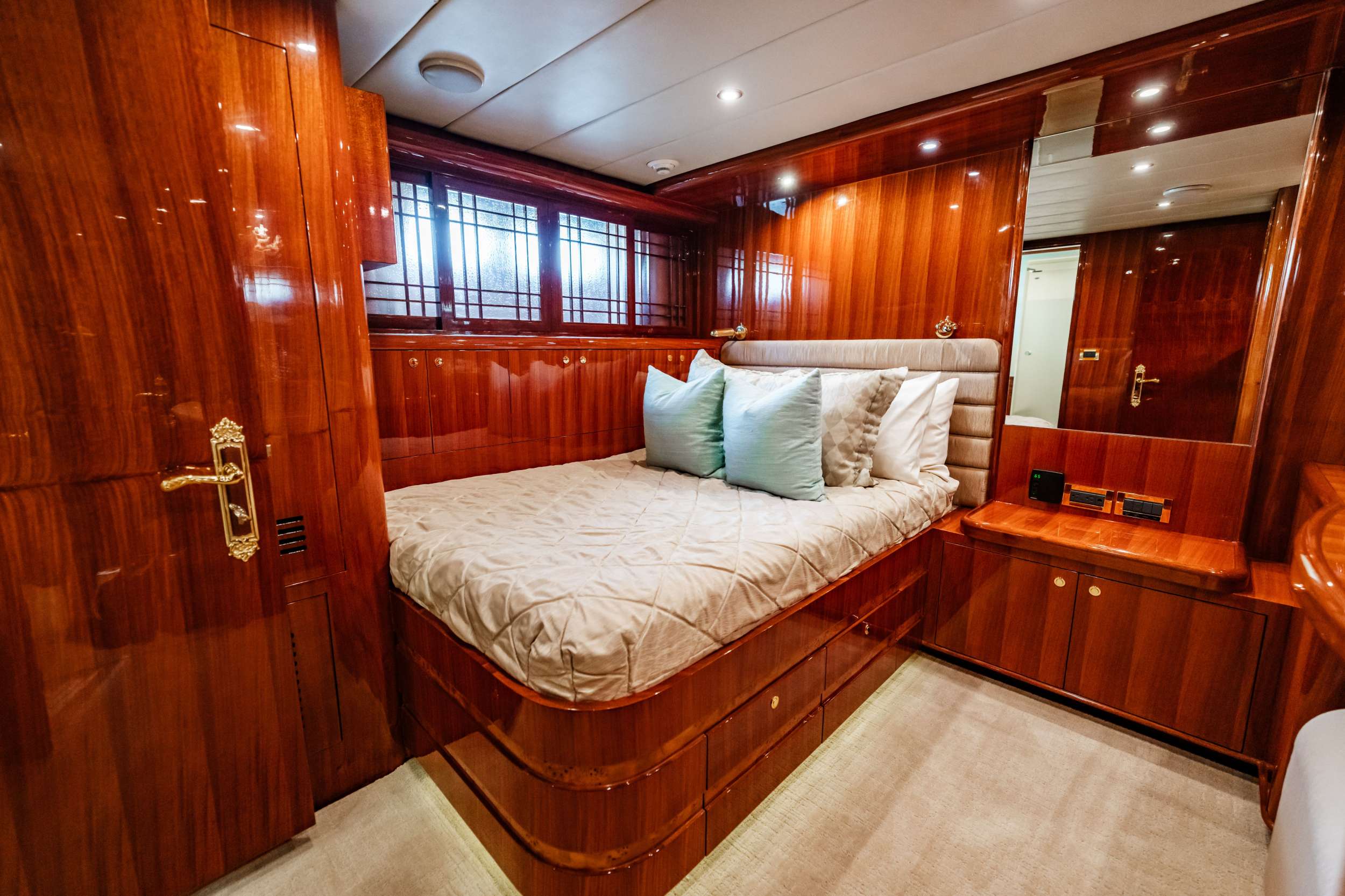 Charter Yacht SOUTHERN BELLE - Johnson 87 - 4 Cabins - St Thomas - St John - St Croix - USVI - Caribbean