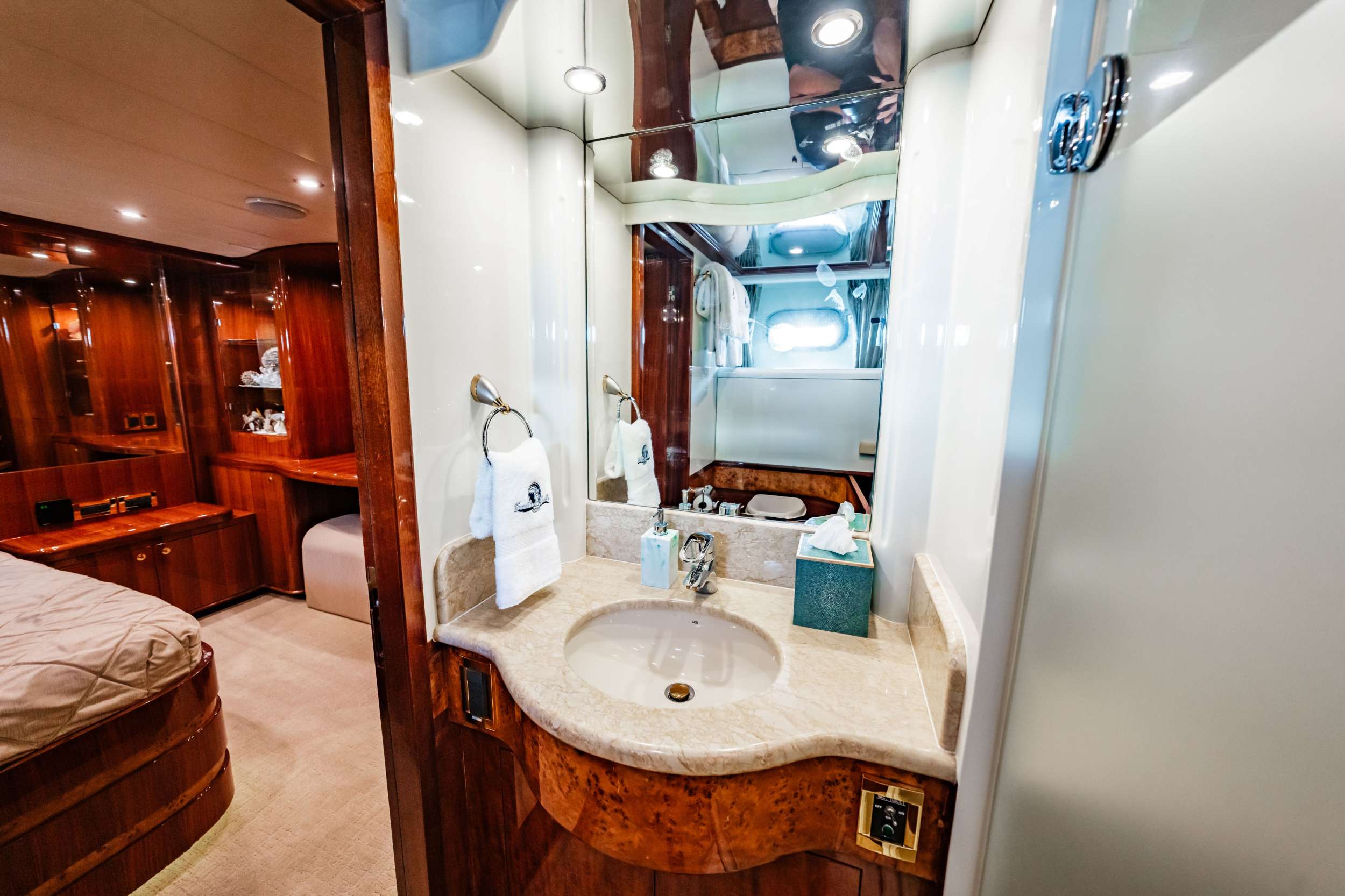 Charter Yacht SOUTHERN BELLE - Johnson 87 - 4 Cabins - St Thomas - St John - St Croix - USVI - Caribbean