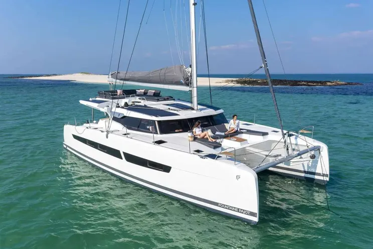 Charter Yacht SECOND WIND - Fountaine Pajot Isla 40 - 5 Cabins - Drowned Cayes - Goff's Caye - St. George`s Caye - Belize