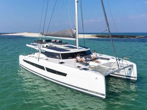 SECOND WIND - Fountaine Pajot Isla 40 - 5 Cabins - Drowned Cayes - Goff's Caye - St. George`s Caye - Belize SECOND WIND - Fountaine Pajot Isla 40 - 5 Cabins - Drowned Cayes - Goff's Caye - St. George`s Caye - Belize