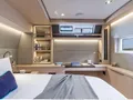 WANDERLUST 55' Lagoon 55 - VIP cabin 2 with a vanity area WANDERLUST 55' Lagoon 55 - VIP cabin 2 with a vanity area