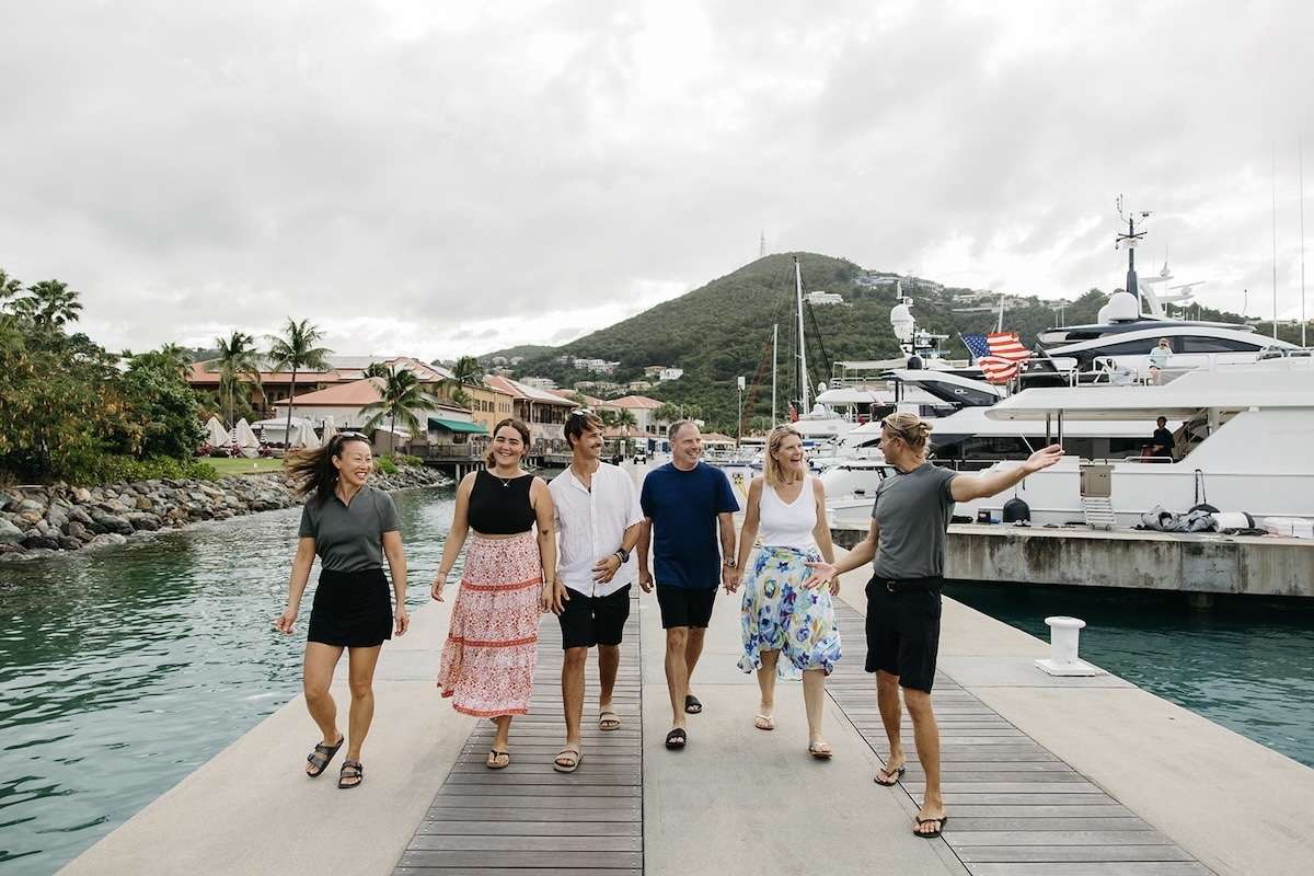 ENCORE Fountaine Pajot Alegria 67 - guests ashore