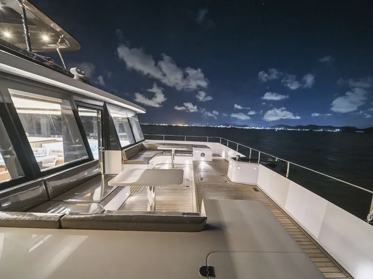 EVITA Nauticks N62 - foredeck lounge EVITA Nauticks N62 - foredeck lounge