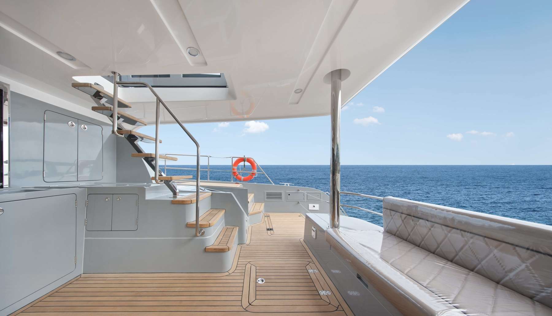 ANDARE OLTRE Heysea 60 - aft deck stairs to the flybridge
