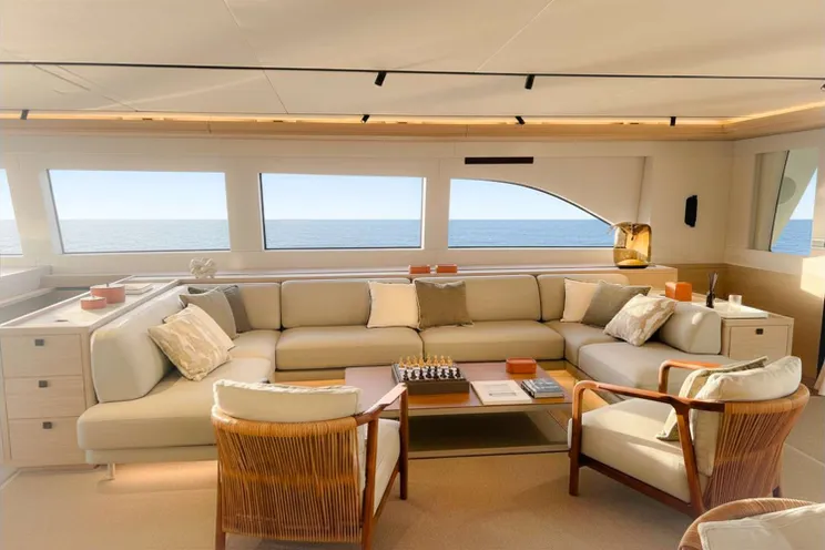 Charter Yacht ARKTOS - Lagoon Eighty 2 - 4 Cabins - Tahiti - French Polynesia