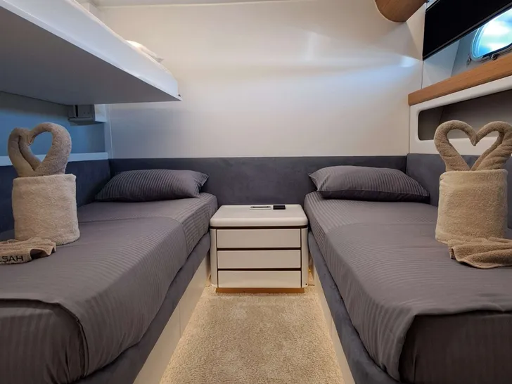 GULSAH Baglietto 36m - twin cabin 1 GULSAH Baglietto 36m - twin cabin 1