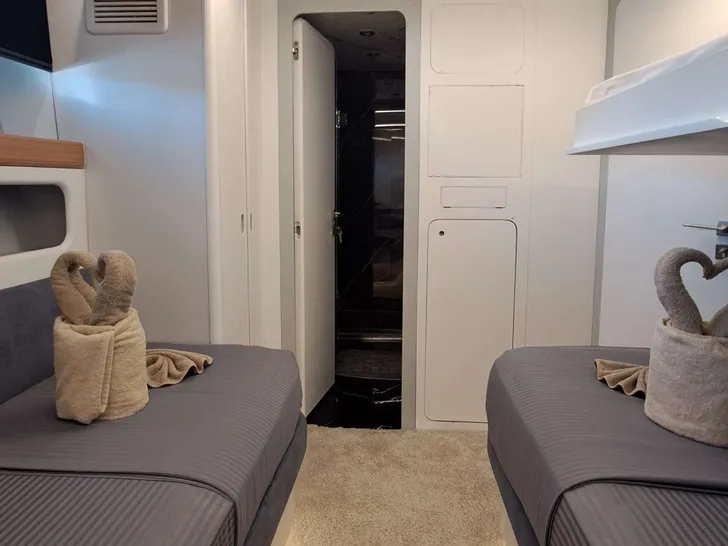 GULSAH Baglietto 36m - twin cabin 2 GULSAH Baglietto 36m - twin cabin 2