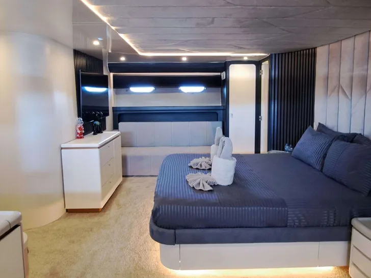 GULSAH Baglietto 36m - master cabin GULSAH Baglietto 36m - master cabin