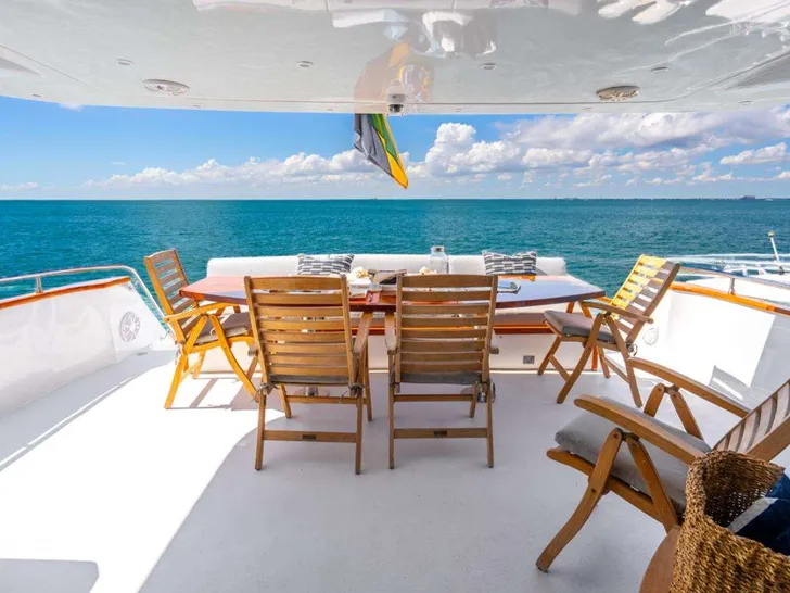 AZURE Maiora 26 - aft deck AZURE Maiora 26 - aft deck