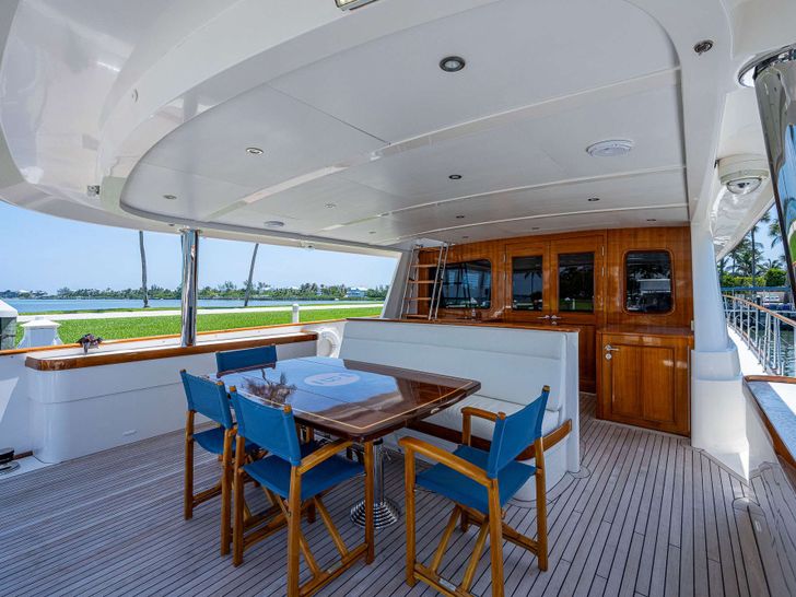 MAGIC TUTCH Hinckley Hunt Ocean 80 - aft deck MAGIC TUTCH Hinckley Hunt Ocean 80 - aft deck