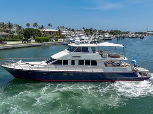 MAGIC TUTCH - Hinckley Hunt Ocean 80 - 4 Cabins - Nassau - Exumas - Bahamas MAGIC TUTCH - Hinckley Hunt Ocean 80 - 4 Cabins - Nassau - Exumas - Bahamas