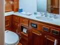 MAGIC TUTCH Hinckley Hunt Ocean 80 - VIP cabin bathroom MAGIC TUTCH Hinckley Hunt Ocean 80 - VIP cabin bathroom