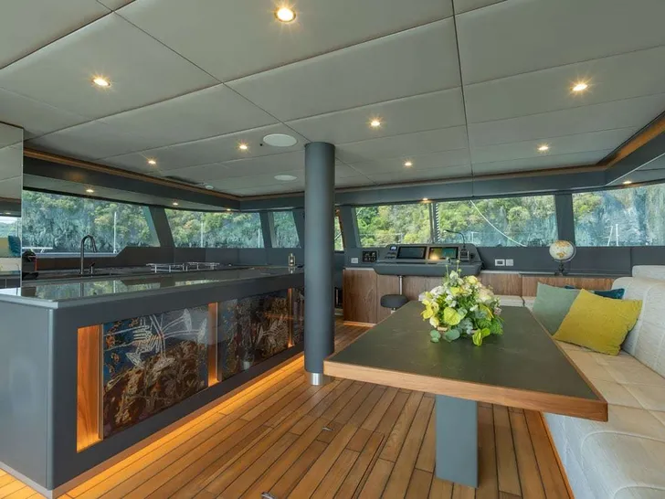 E-MOTION Sunreef 60 Eco - saloon E-MOTION Sunreef 60 Eco - saloon