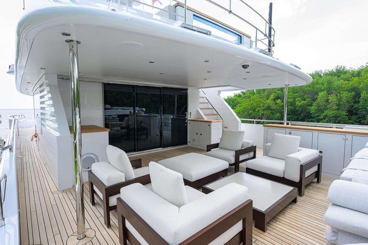 Charter Yacht TROPA - Cantiere delle Marche Darwin 106 - 6 Cabins - Nassau - Exumas - Bahamas
