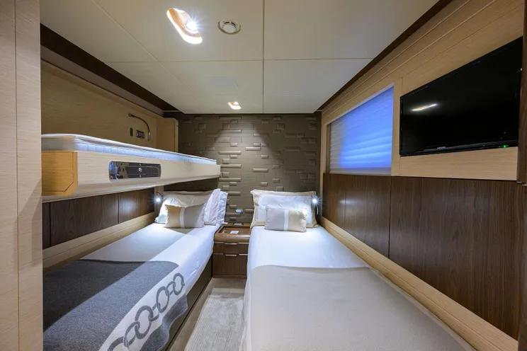 Charter Yacht TROPA - Cantiere delle Marche Darwin 106 - 6 Cabins - Nassau - Exumas - Bahamas