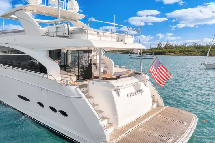 Charter Yacht FREEDOM - Princess Y88 - 4 Cabins - Nassau - Exumas - Bahamas