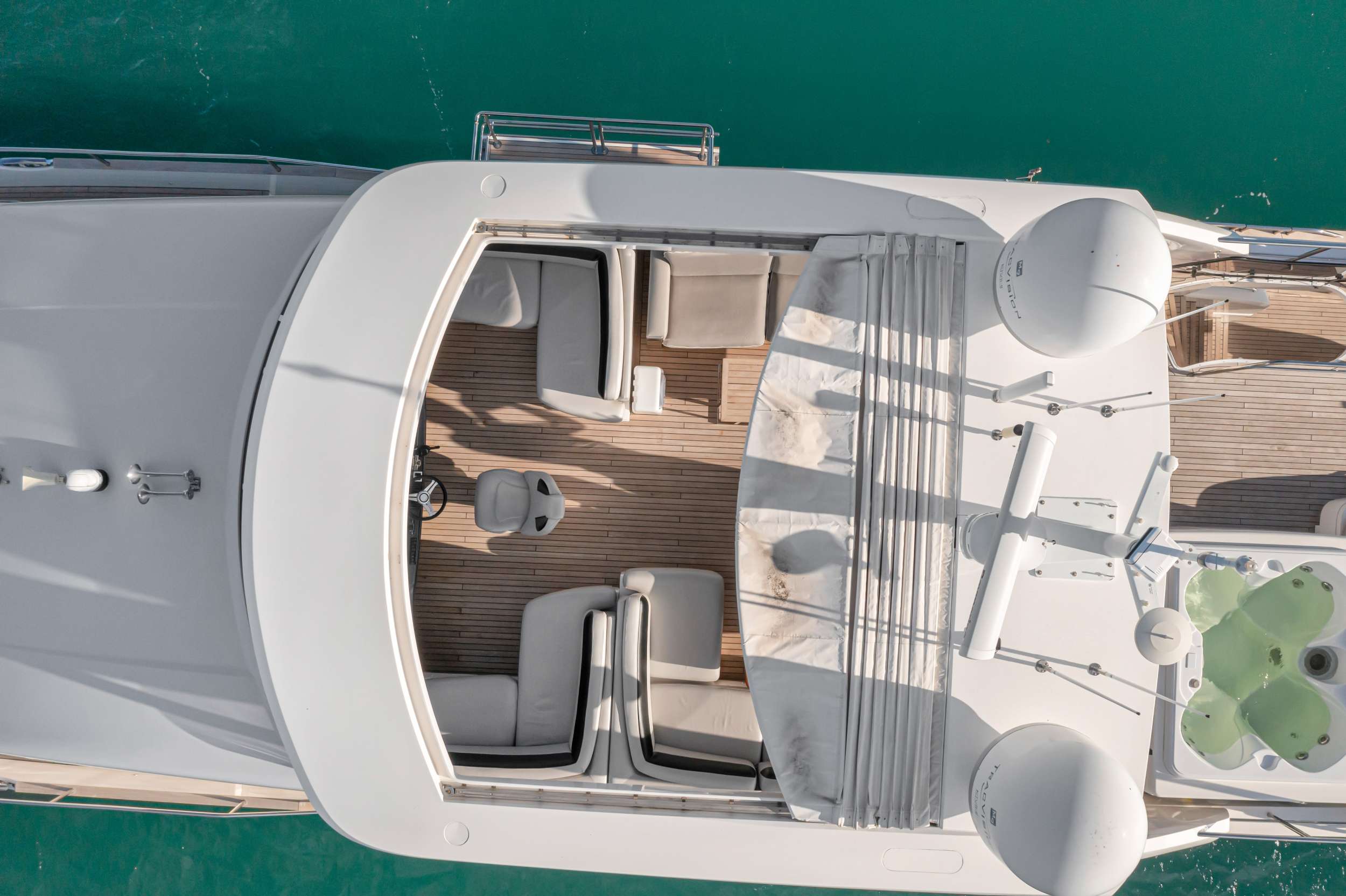 FREEDOM Princess Y88 - top sundeck shot