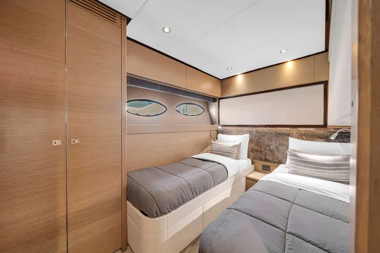 Charter Yacht FREEDOM - Princess Y88 - 4 Cabins - Nassau - Exumas - Bahamas