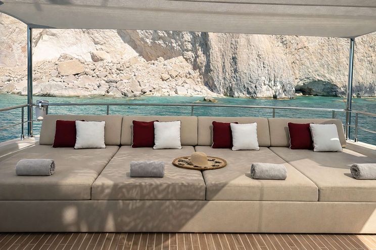 Charter Yacht BUNKER - CRN 128 - 5 Cabins - Athens - Mykonos - Paros - Cyclades - Greece