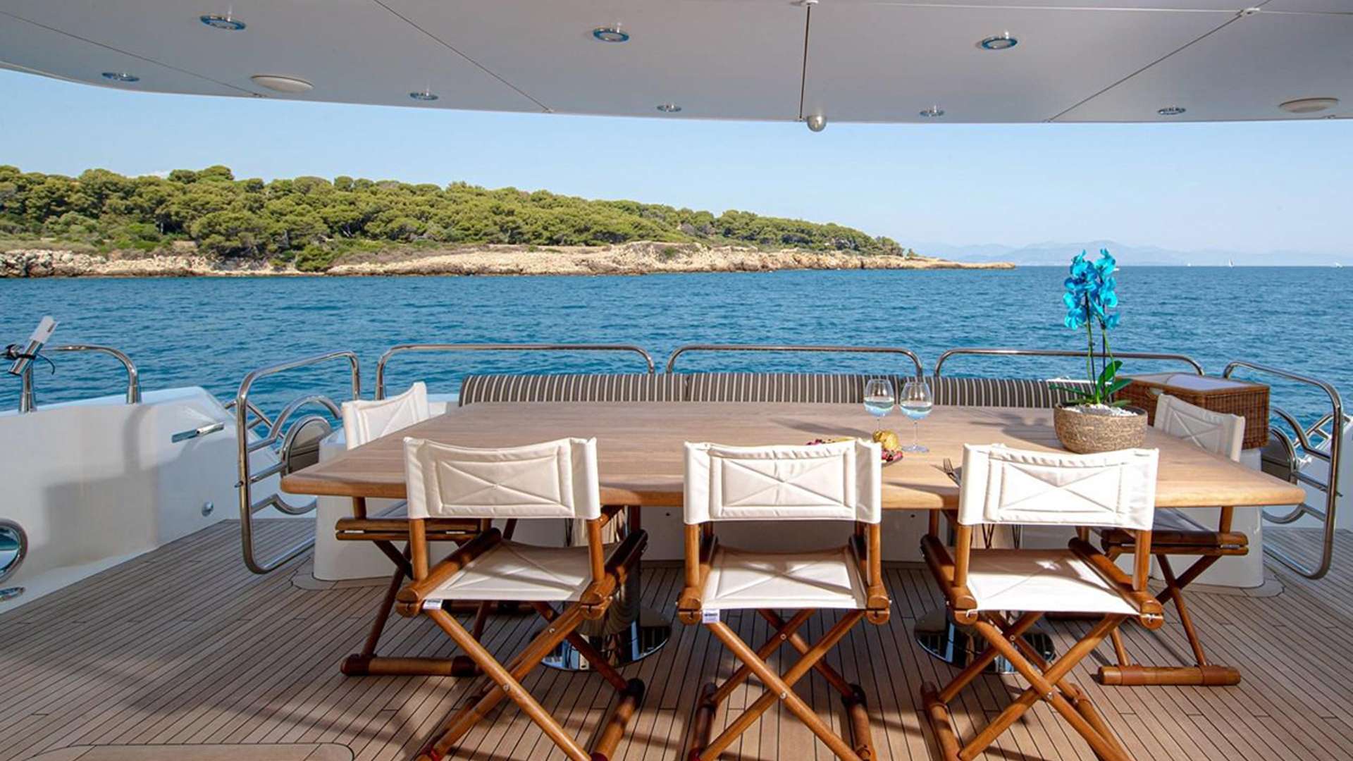 Charter Yacht BLADE I - Sunseeker 34m - 5 Cabins - Athens - Mykonos - Paros - Cyclades - Greece