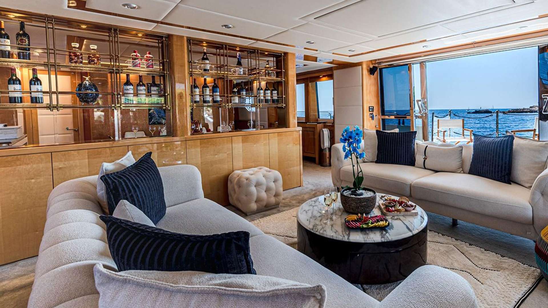 Charter Yacht BLADE I - Sunseeker 34m - 5 Cabins - Athens - Mykonos - Paros - Cyclades - Greece