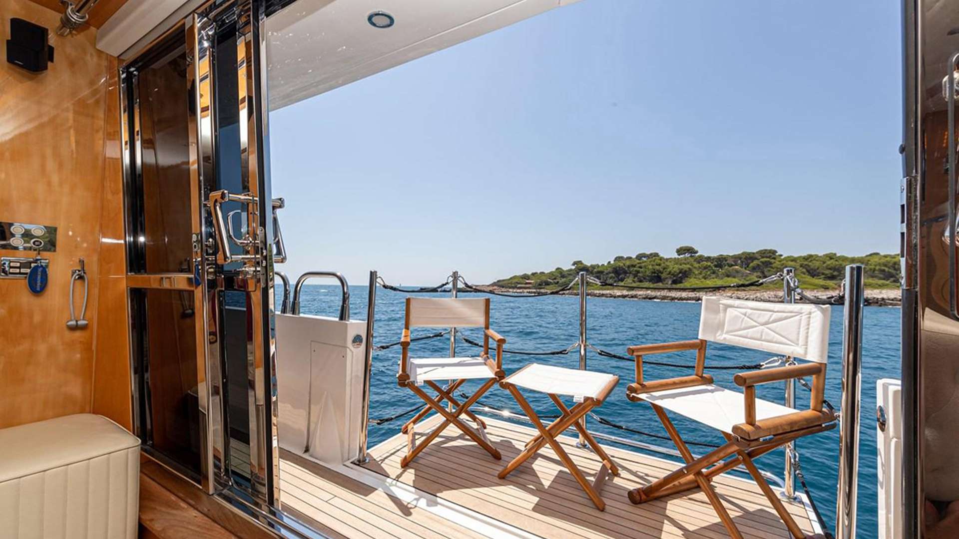 Charter Yacht BLADE I - Sunseeker 34m - 5 Cabins - Athens - Mykonos - Paros - Cyclades - Greece