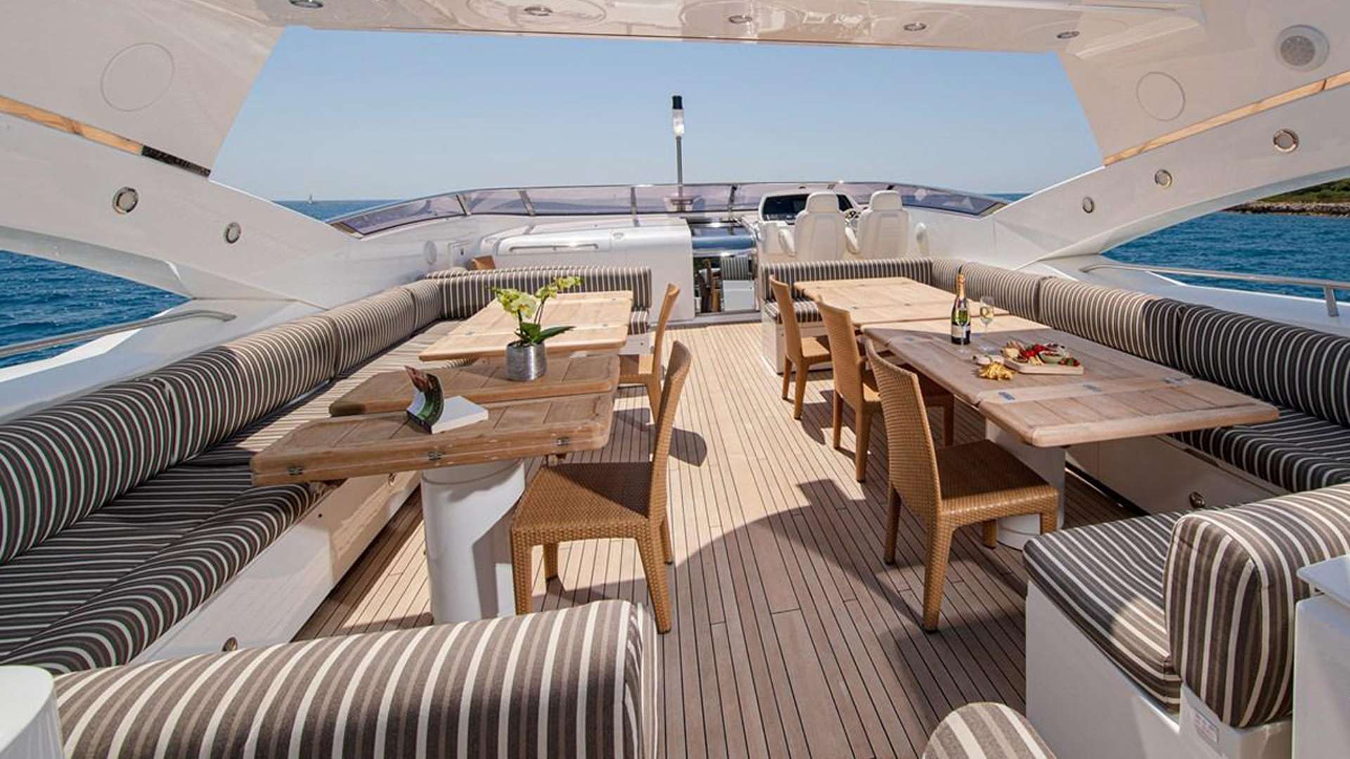 Charter Yacht BLADE I - Sunseeker 34m - 5 Cabins - Athens - Mykonos - Paros - Cyclades - Greece
