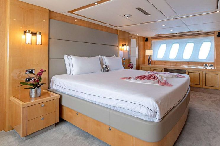 Charter Yacht BLADE I - Sunseeker 34m - 5 Cabins - Athens - Mykonos - Paros - Cyclades - Greece