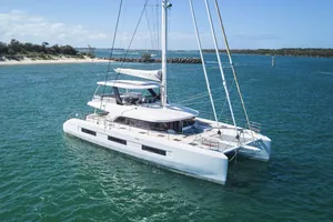 AMAREA - Lagoon 65 - 4 Cabins - Athens - Mykonos - Paros - Cyclades - Greece AMAREA - Lagoon 65 - 4 Cabins - Athens - Mykonos - Paros - Cyclades - Greece